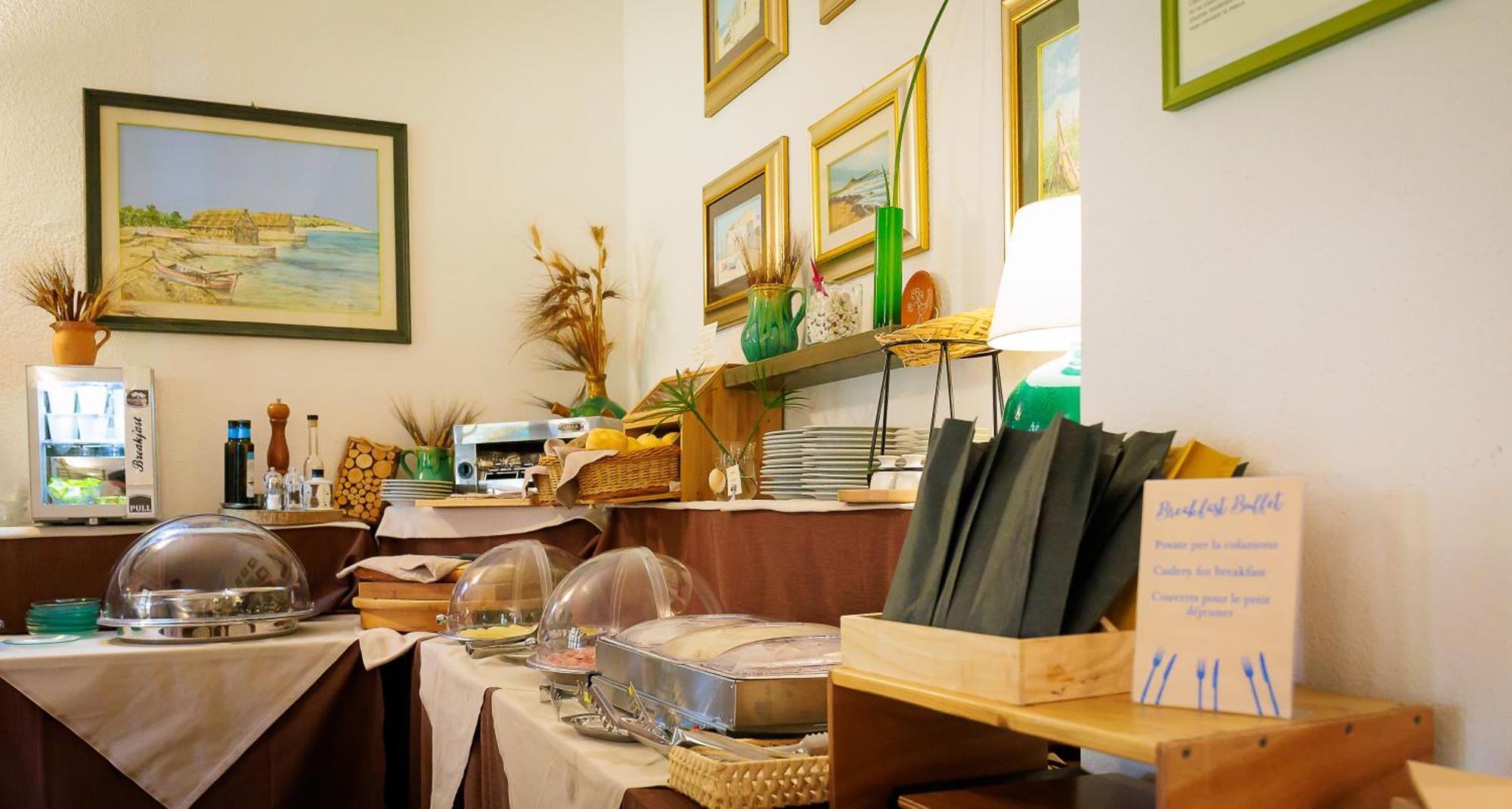 Hotel Ristorante Sa Pedrera กาบราส ภายนอก รูปภาพ