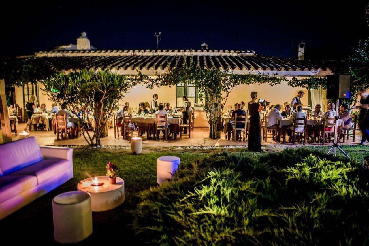 Hotel Ristorante Sa Pedrera กาบราส ภายนอก รูปภาพ